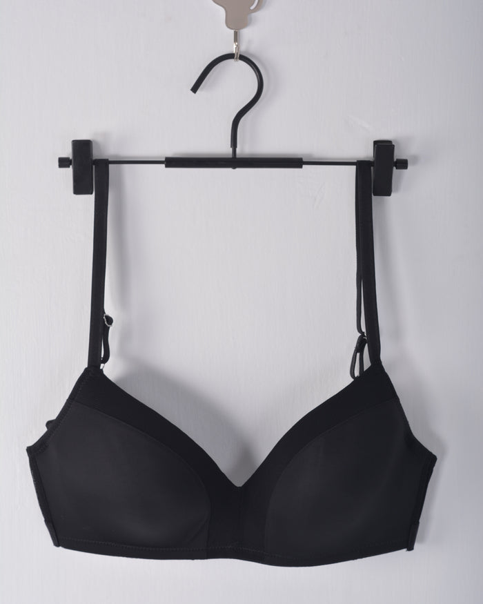 Hunkemoller Duckie Fishnet And Lace Underboob Detail Bralette In Black for  Women